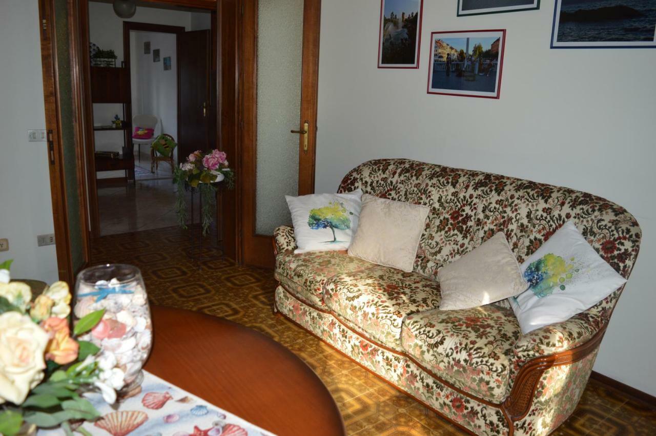 Апартаменти Casa Iliana В'яреджо Екстер'єр фото